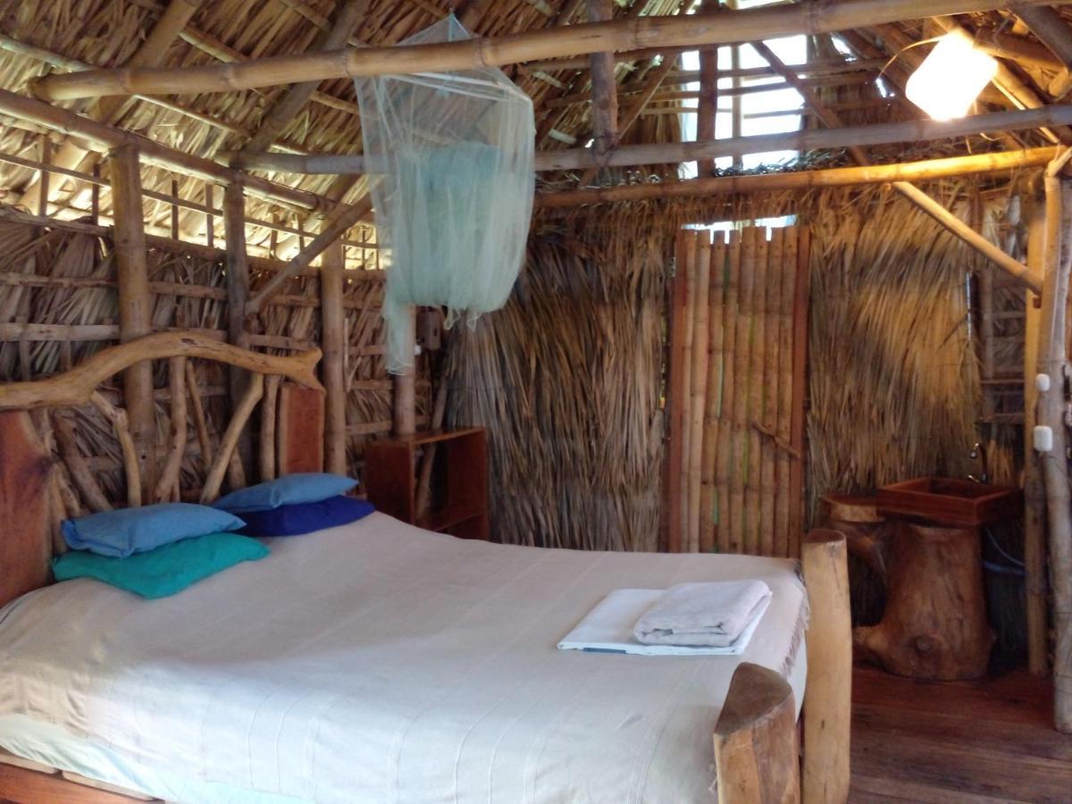 El Bamboo Cabins Balgue Exterior foto