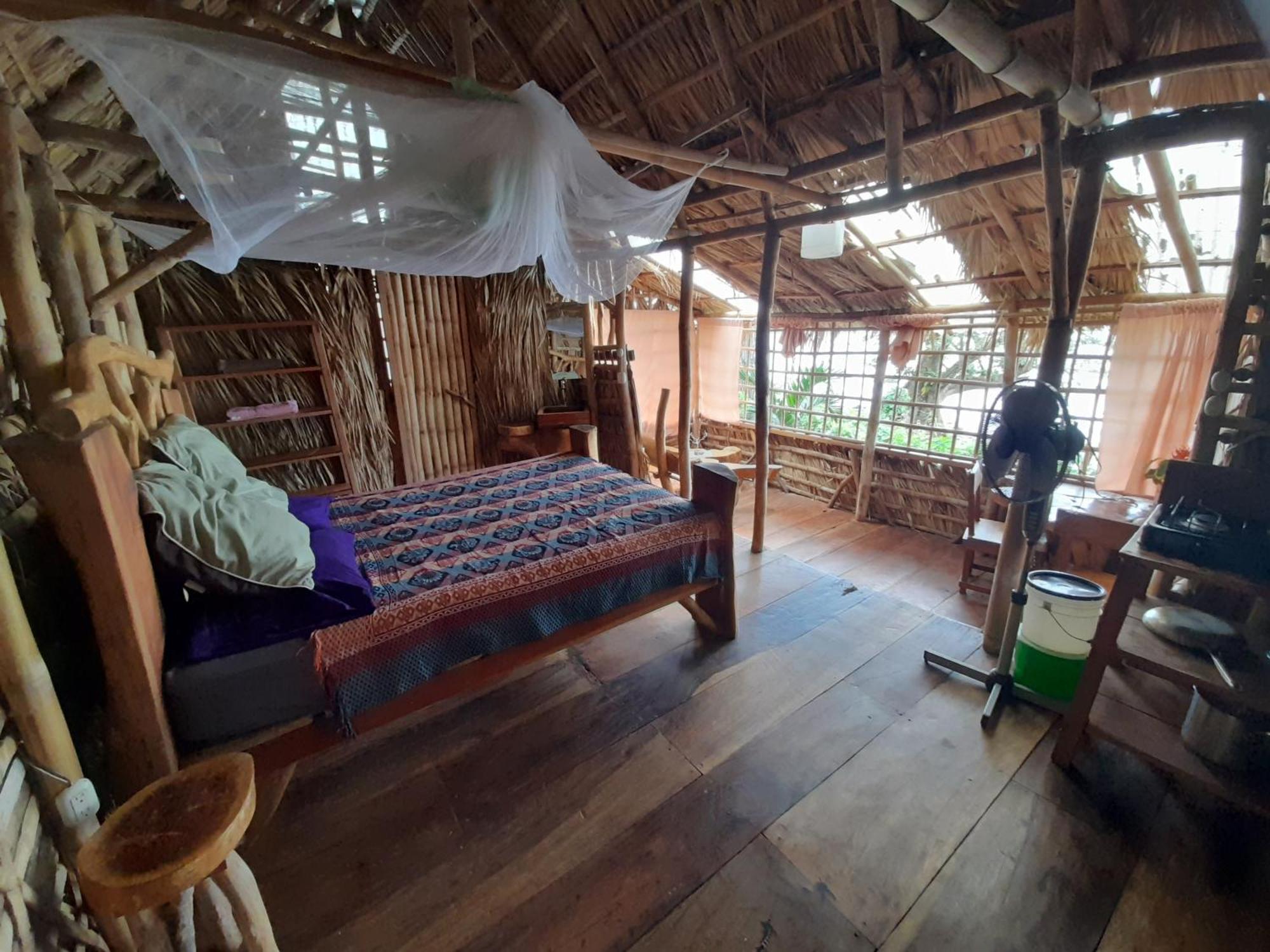 El Bamboo Cabins Balgue Exterior foto